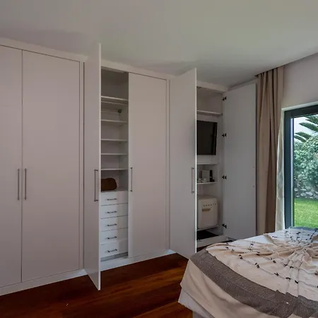 Pensionat Penedo Escape Sea 4*