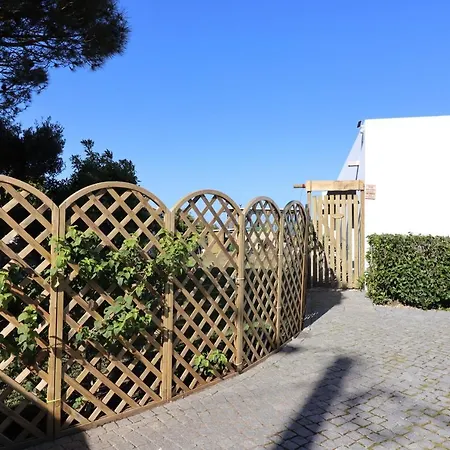 Guest house Penedo Escape Sea Colares