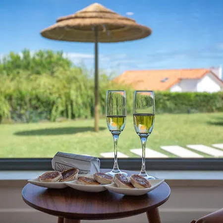 Penedo Escape Sea קולארס