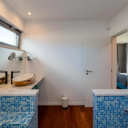 Penedo Escape Sea קולארס